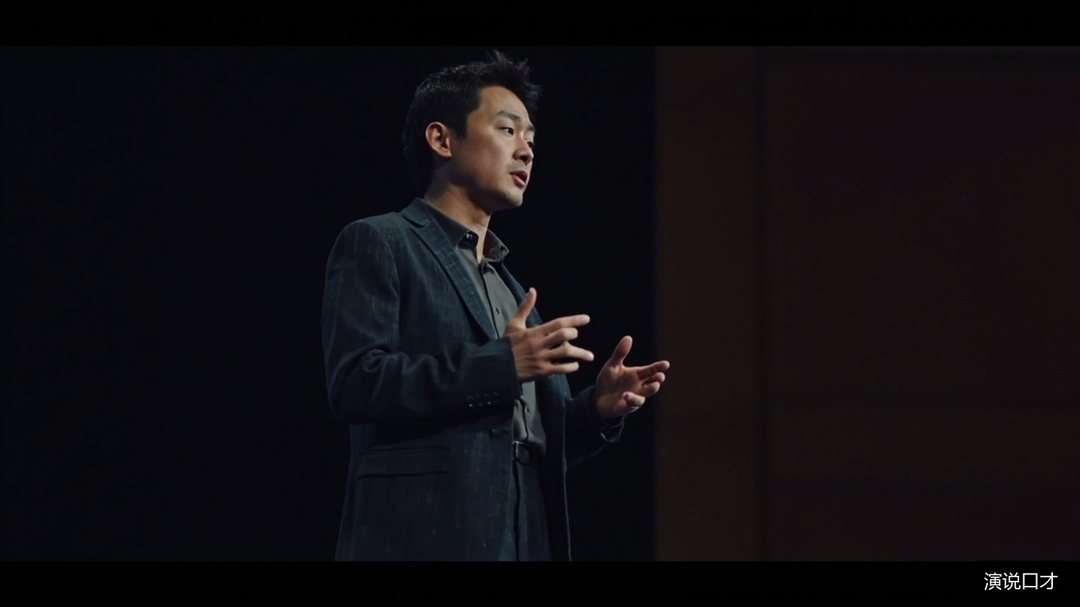 即兴演讲万能模板管用吗？良辉培训纪老师即兴问答课怎么练临场接话