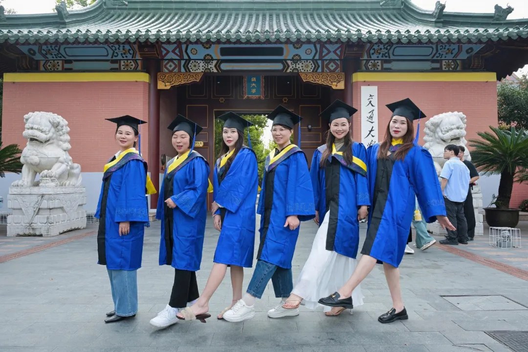 同光商学院EMBA105期结业回顾:从上海开学到新昌联谊与莫干山游学