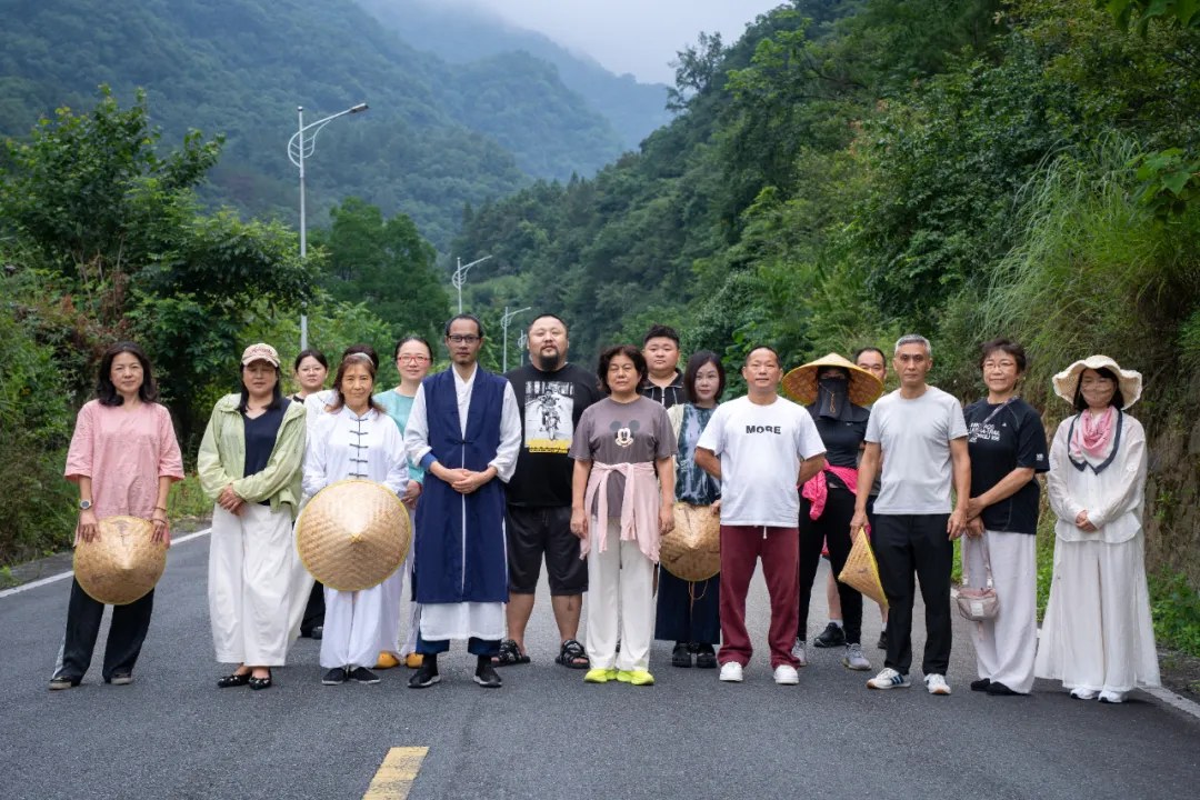 武当玄境辟谷营收费说明：7天8980元、14天12980元及住宿、接送、复训条件